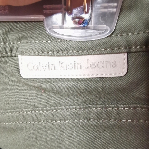 Calvin Klein Green Jeans - Picture 10 of 13